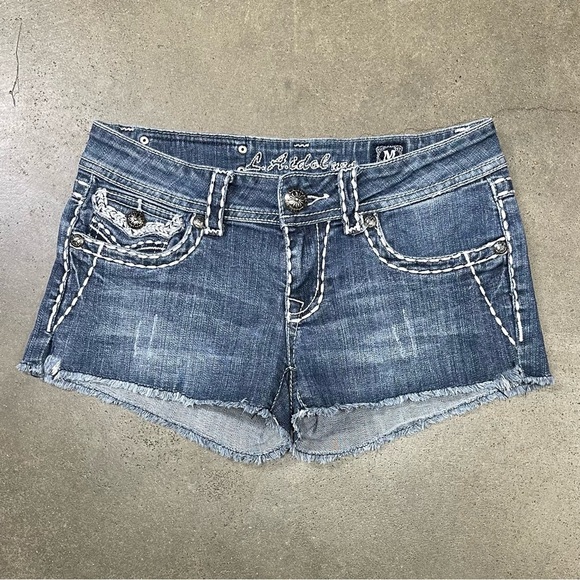 L.A. Idol Embroidered Distressed Bling CutOff Denim Jean Shorts MissMe Style Y2K - Picture 3 of 9